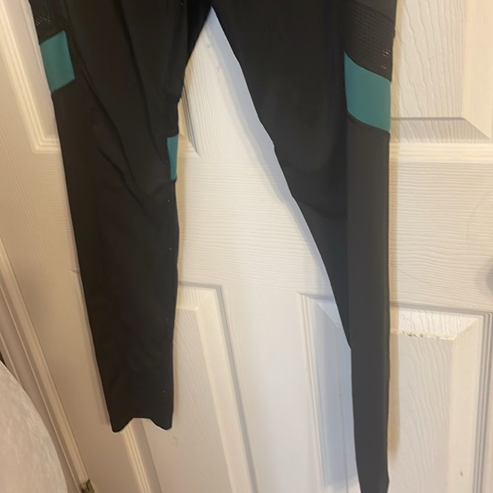 BCBGeneration Leggings EUC Medium - image 3